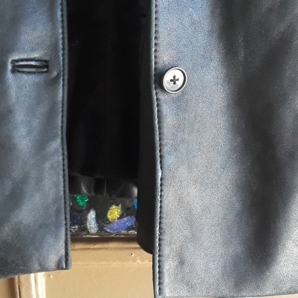 Jacket - Picture 2 of 4